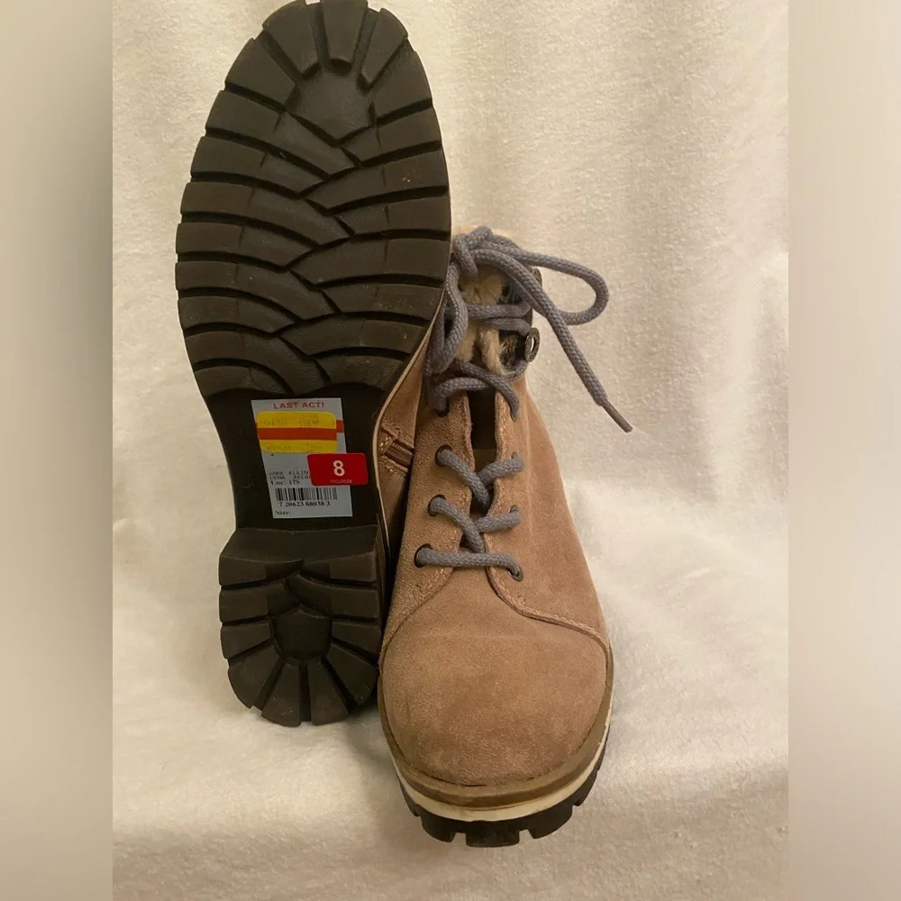 AK Sport Women’s Winter Boots Size 8 - Picture 2 of 3